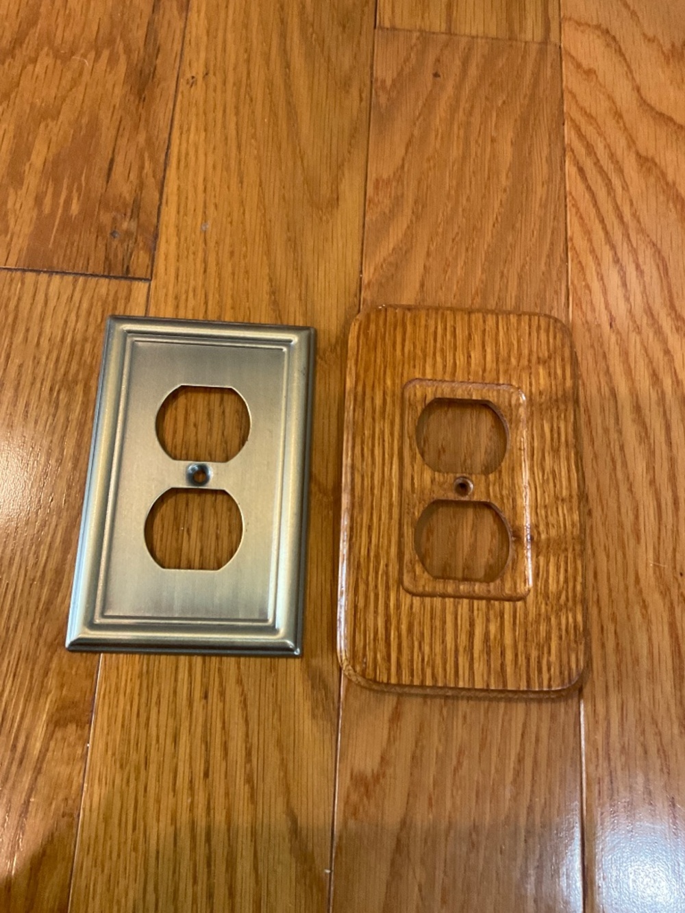 Set of 2 Outlet Covers